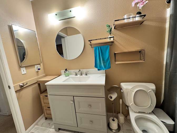 Jasper's room