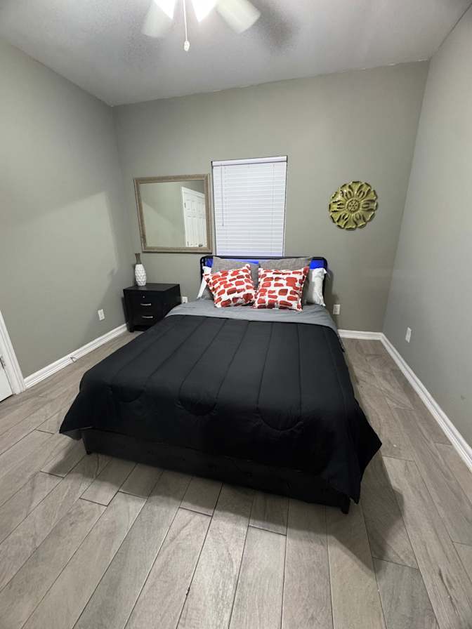 Linda's room
