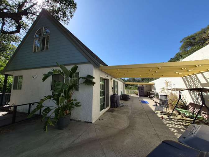 Beau's room