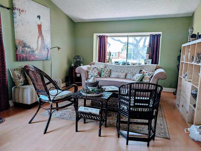 Fully Furnished Room's room