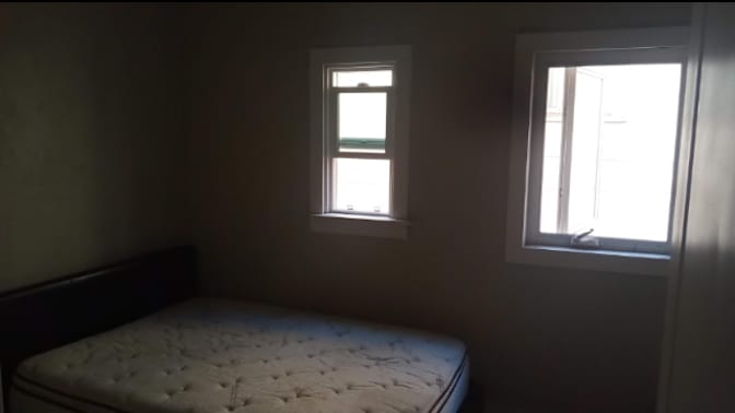 JaRell Collins's room
