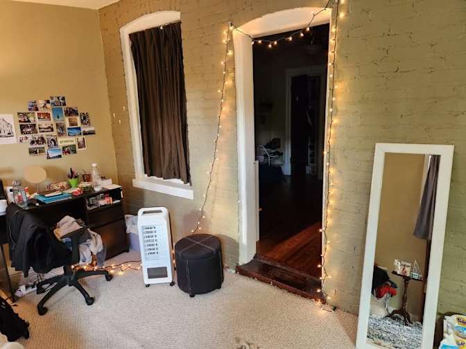 Saniya's room
