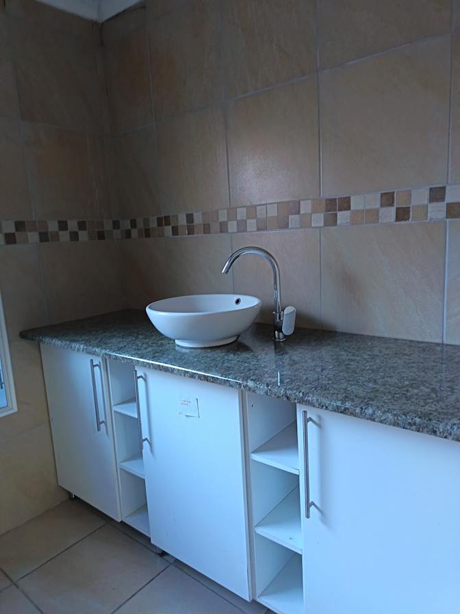 M Letsoalo's room