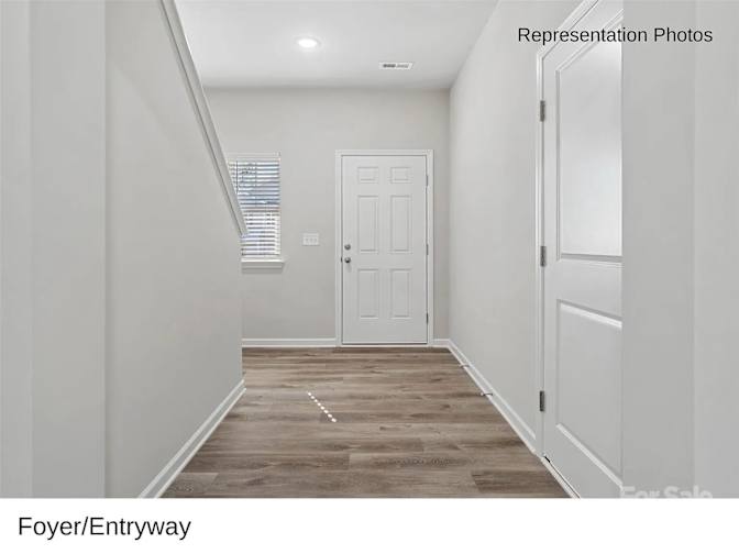 Alcove Rooms's room