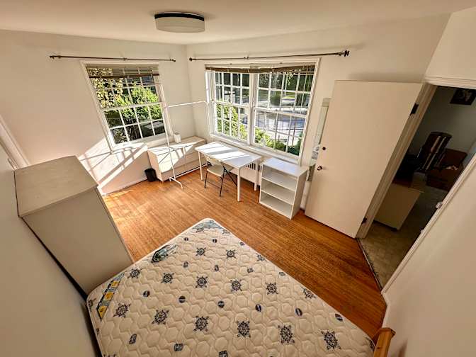 Jeffrey Griese's room