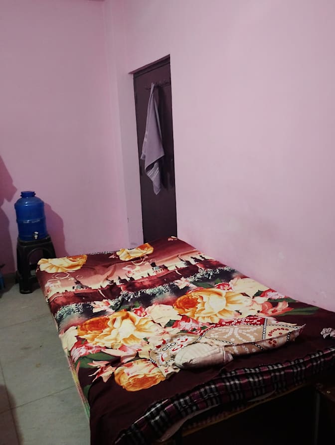 Resham's room