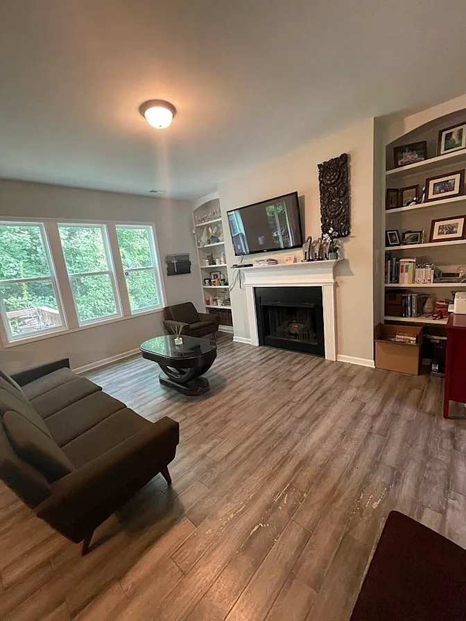 Alcove Rooms's room
