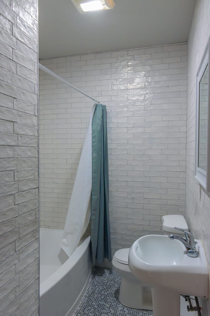Yates Properties's room