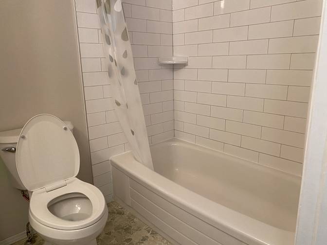 Kimber-Leigh Holland's room