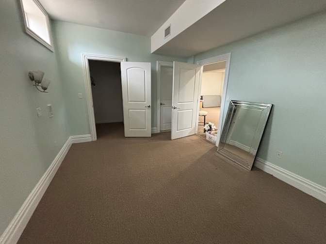 Dhru's room