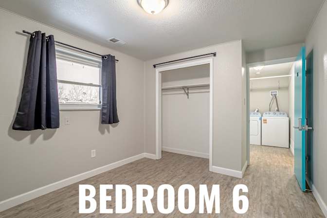 HomeCrew's room