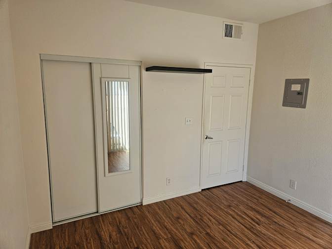Eric Broberg's room