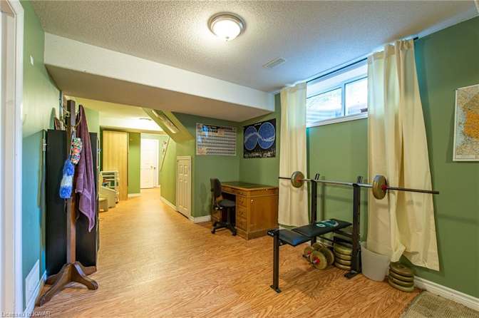Tracy's room