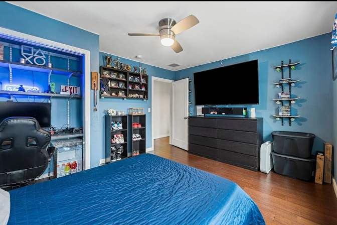 Kay's room