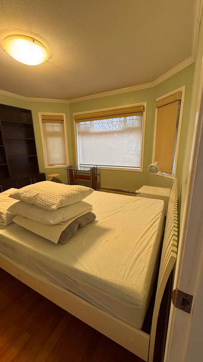 Annie Han's room