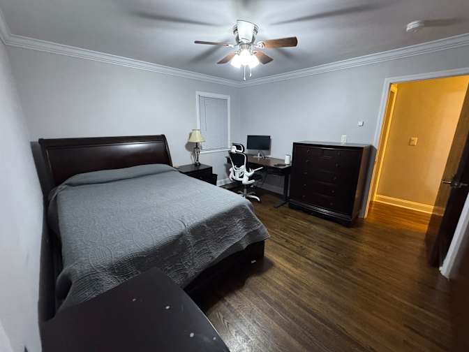 André's room