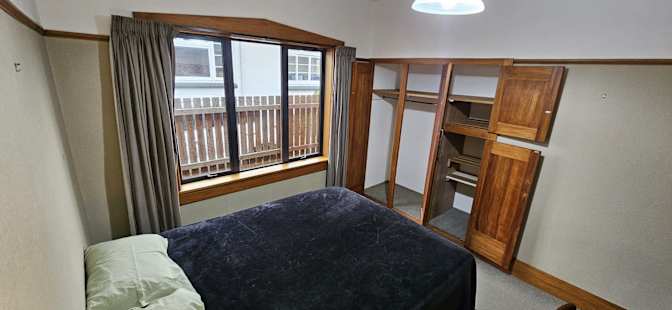 Bob's room