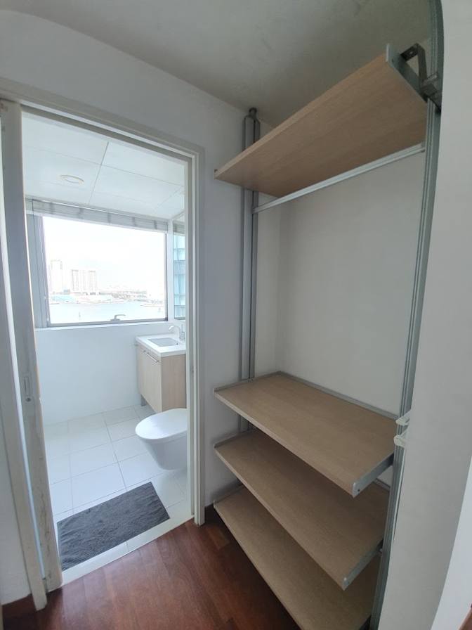 VVA EI's room