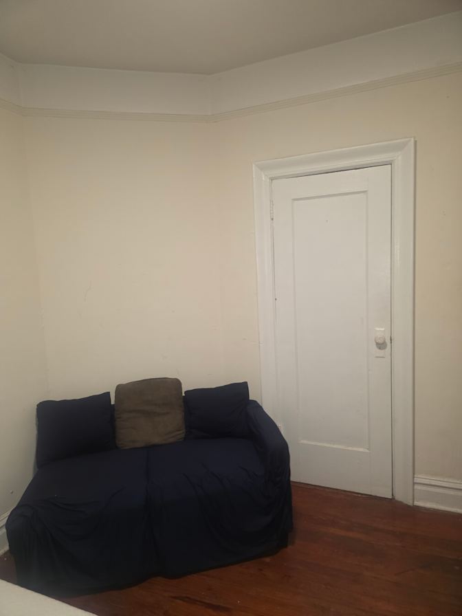 Aldo Alexander's room