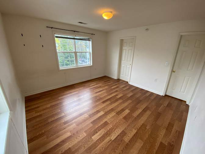 Alcove Rooms's room