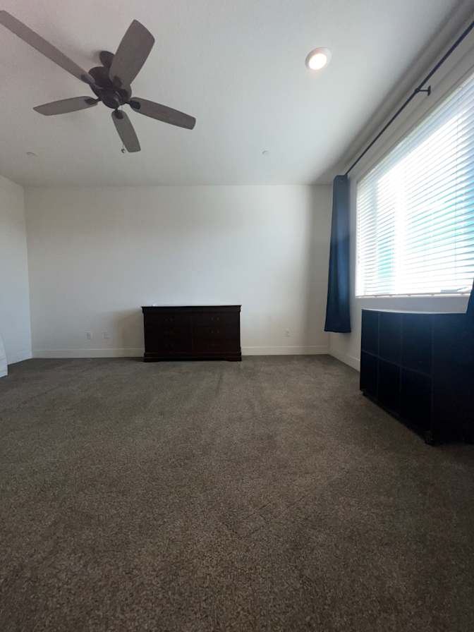 KathleenSam's room