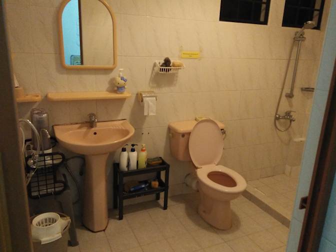 Ong Sor Hong's room