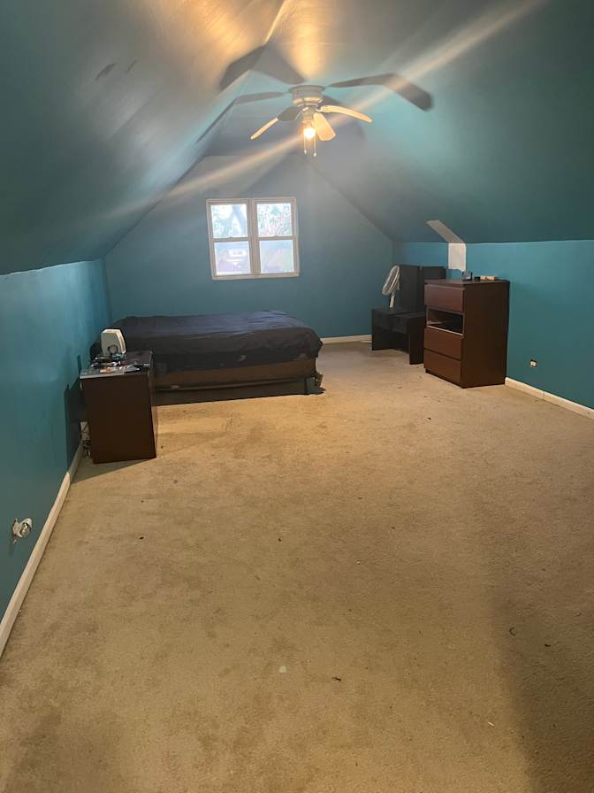 Serene Real Group's room