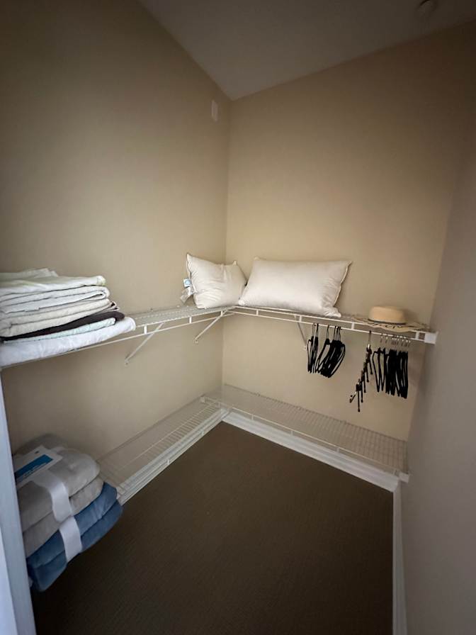 Cindy's room