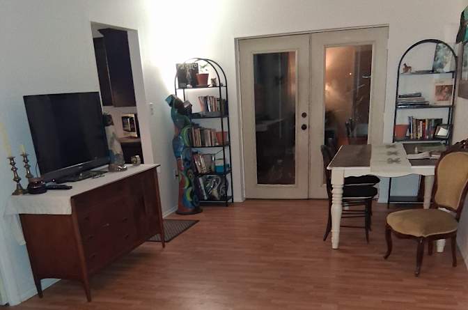 Lee's room