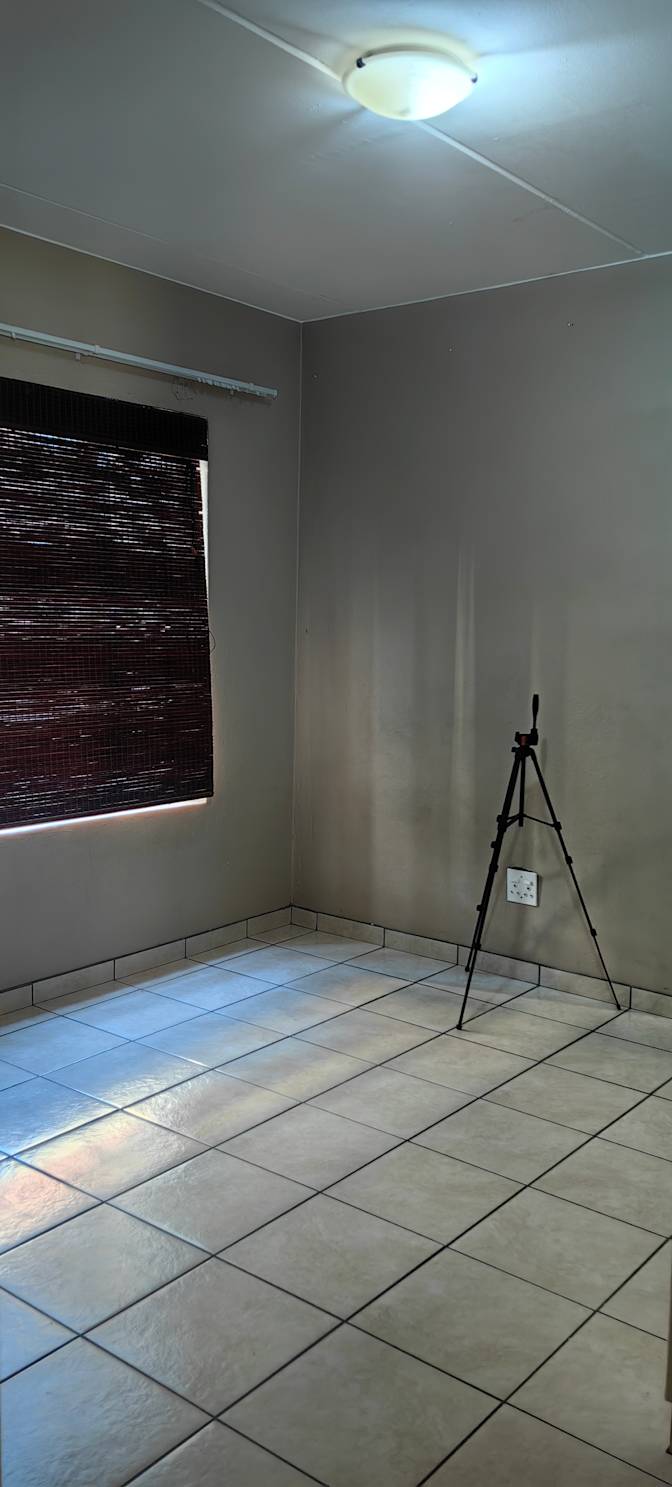 Pumeza Mlondzi's room