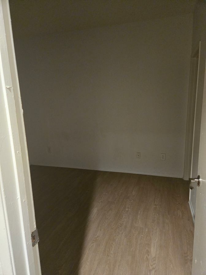 Alu's room
