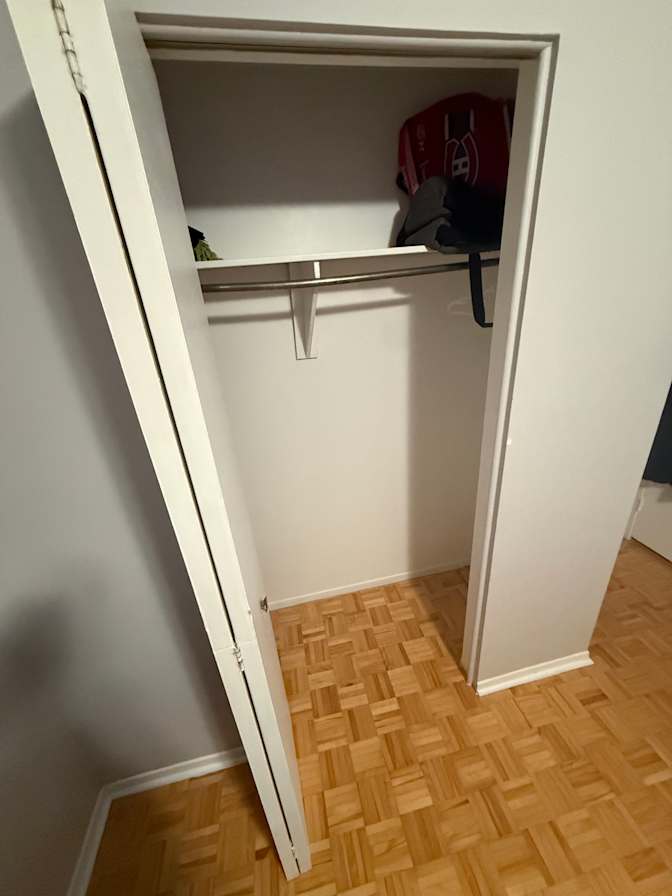 Simon's room