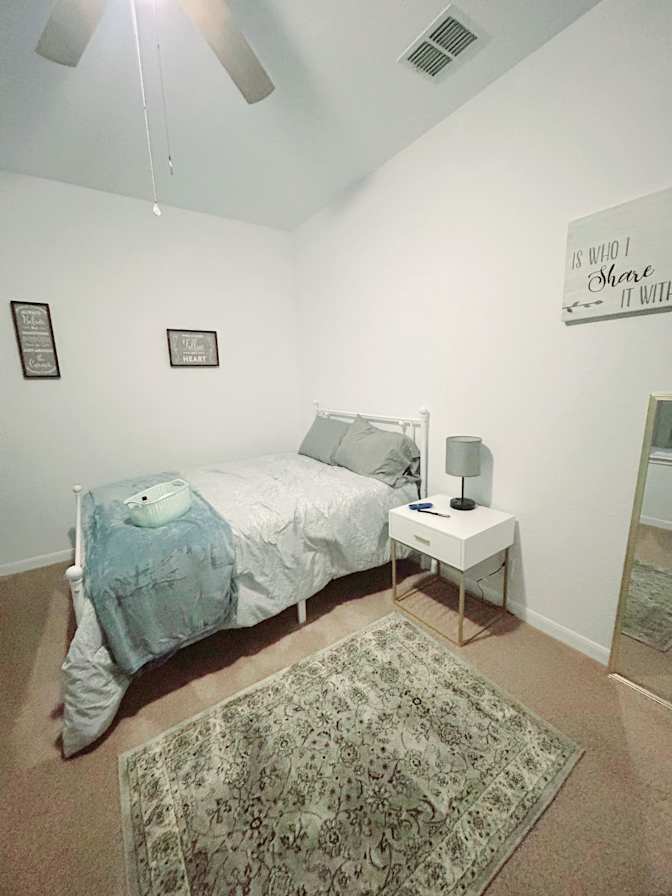 PadSplit's room