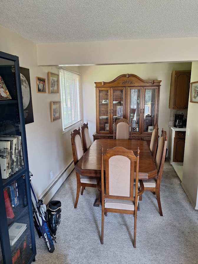 Glenn Weile's room