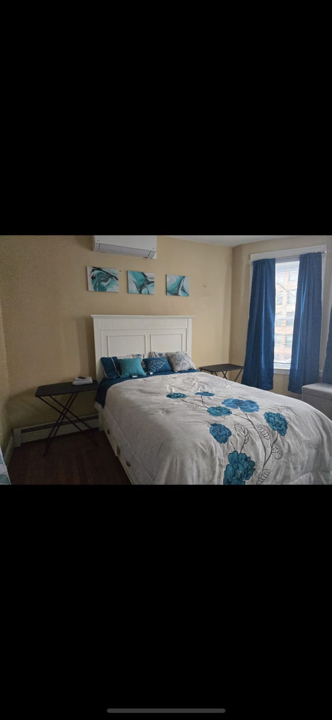 Necole's room