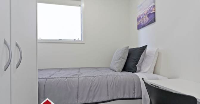 Boun's room