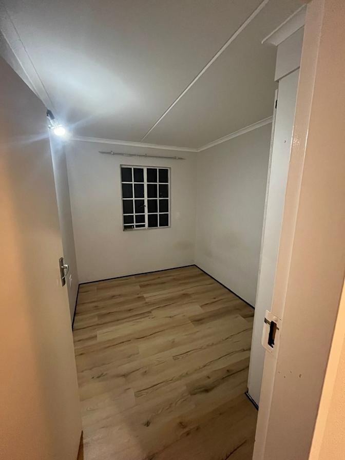 Lusani's room
