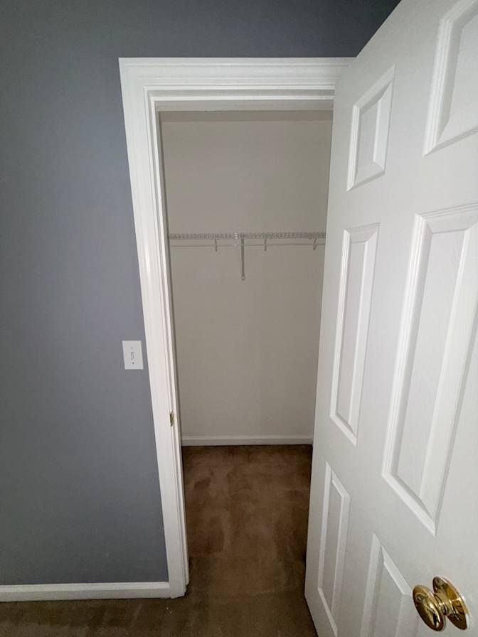 Efrain's room