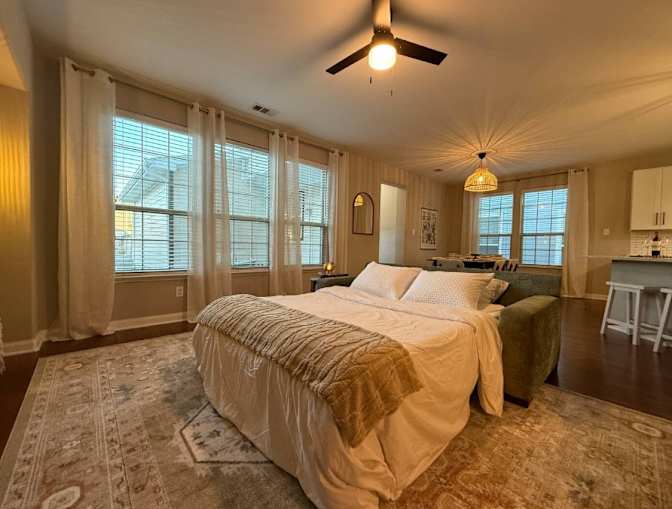 Elora's room