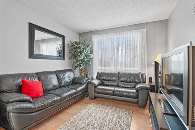 Danica Samara's room