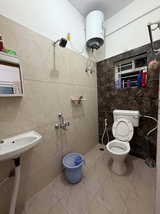 Manoj's room