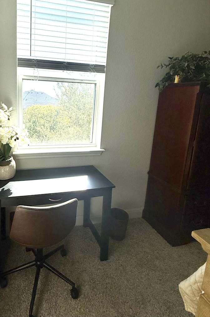 Heidi Jones's room