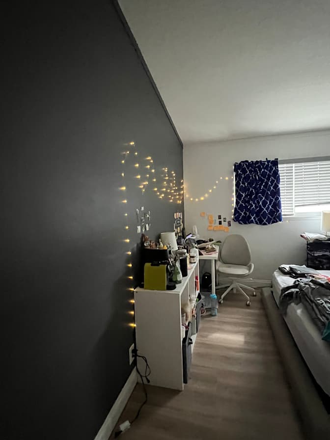 Irvine's room