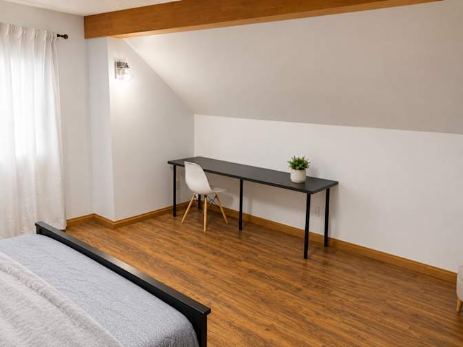 Lili's room