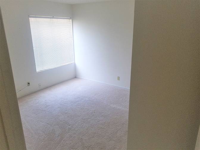 Aron's room