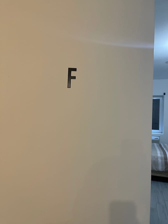 BROOKLYN APARTMENT SHARE LONG OR SHORT TERM's room