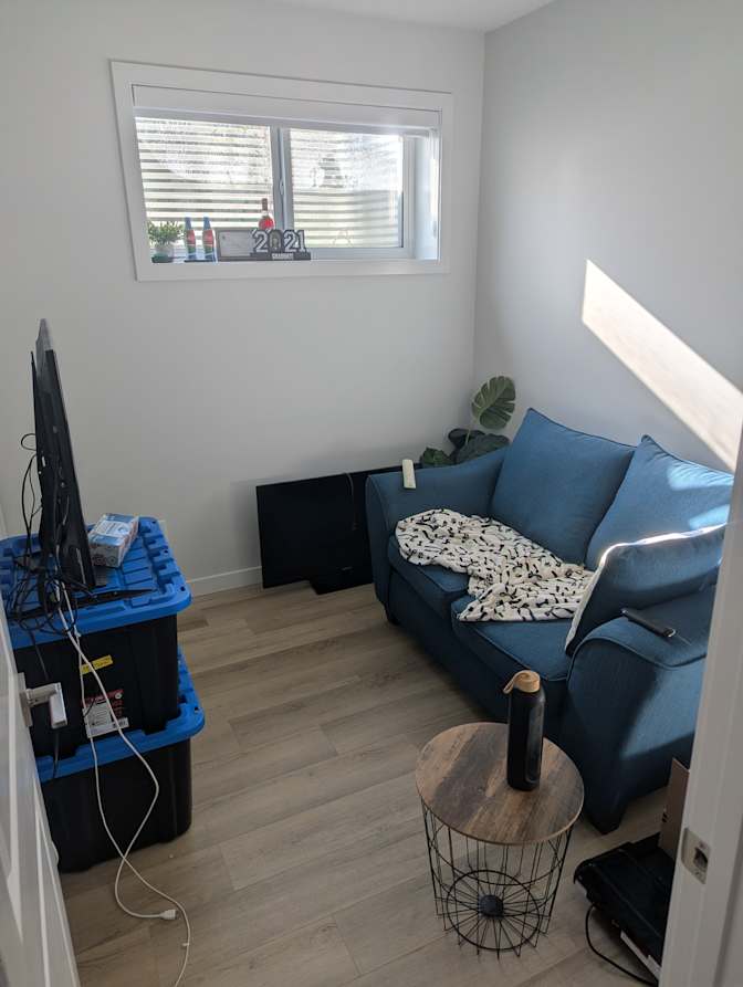 Laurie Desrochers's room
