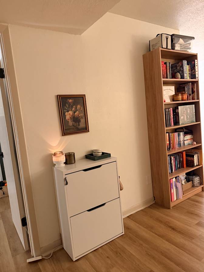 Benyt's room