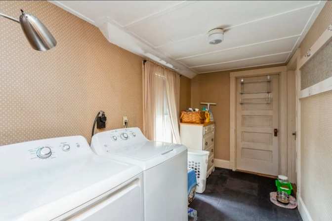 Jolene's room