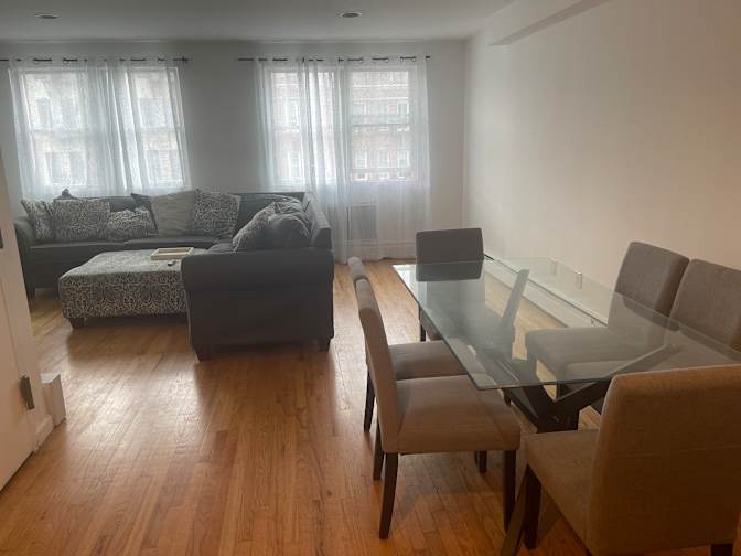 BROOKLYN APARTMENT SHARE LONG OR SHORT TERM's room